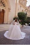 Wedding dress 01243
