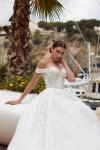 Wedding dress 827