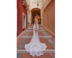 Wedding dress 710