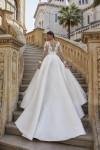 Wedding dress 830