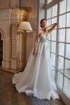Wedding dress 945