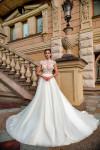 Wedding dress 22005