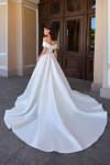 Wedding dress 21008