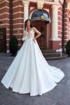 Wedding dress 21010