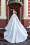 Wedding dress 21010