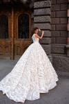 Wedding dress 21012
