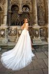 Wedding dress 18002