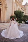Wedding dress 01243