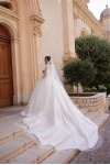 Wedding dress 01243