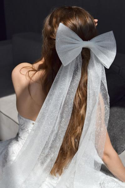 Bow-veil 1553